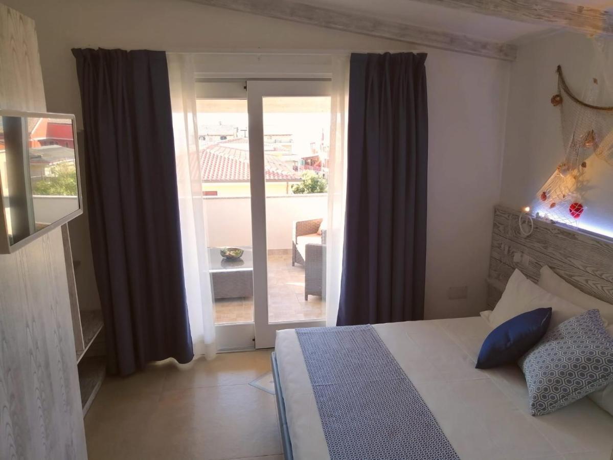 Bed and Breakfast Gi & Ro Al Mare Castelsardo Exterior foto