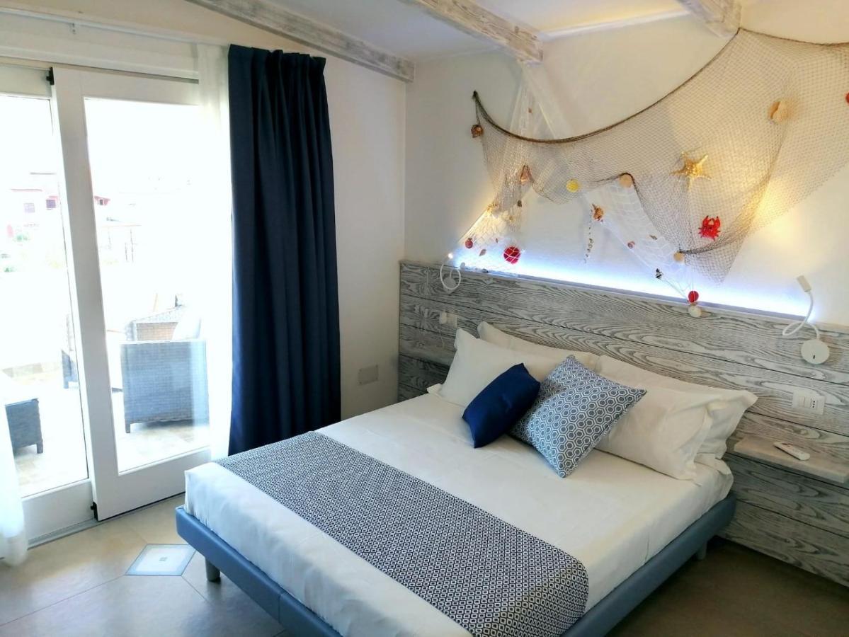 Bed and Breakfast Gi & Ro Al Mare Castelsardo Exterior foto